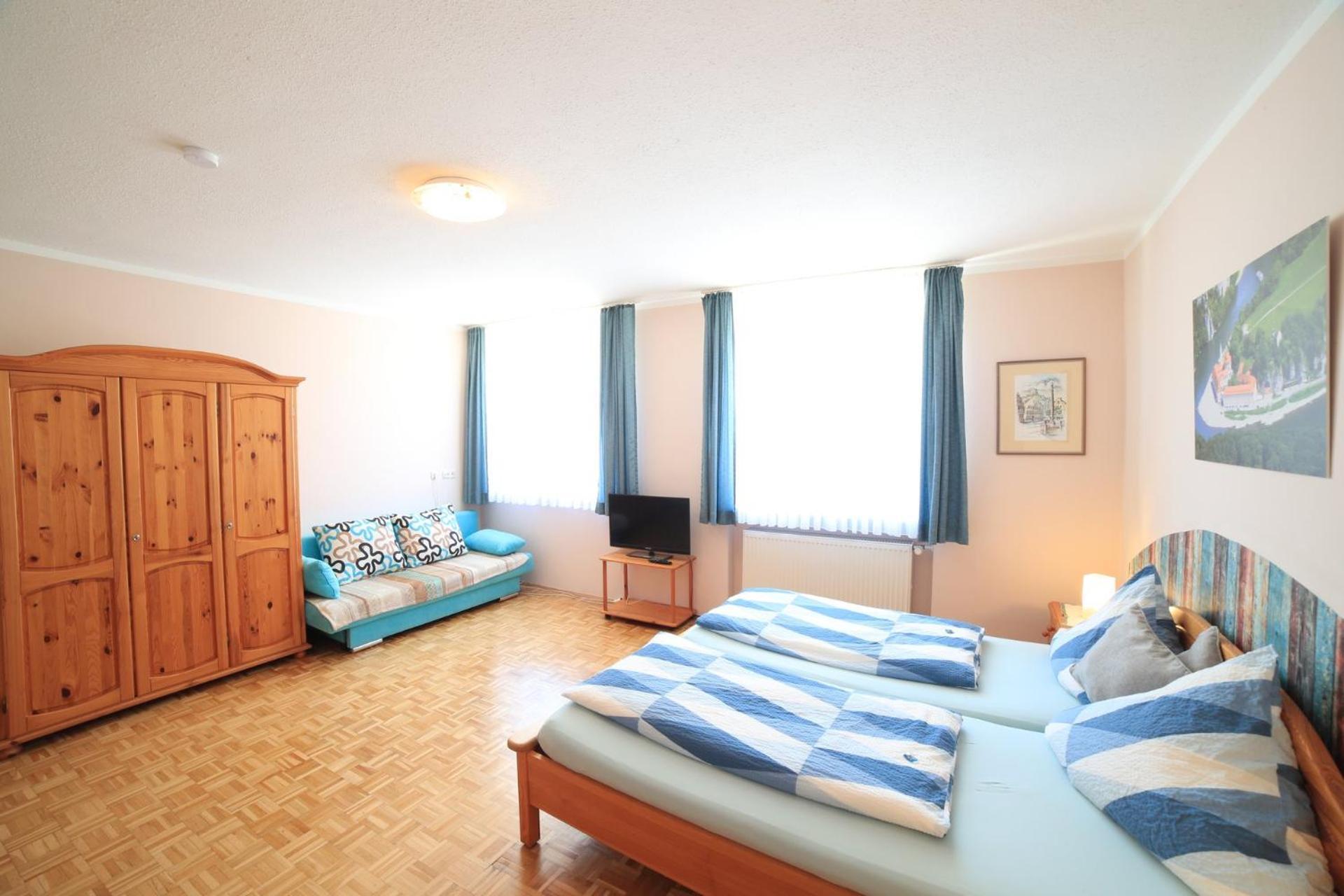 Cafe Am Donautor Hotel Kelheim Bagian luar foto